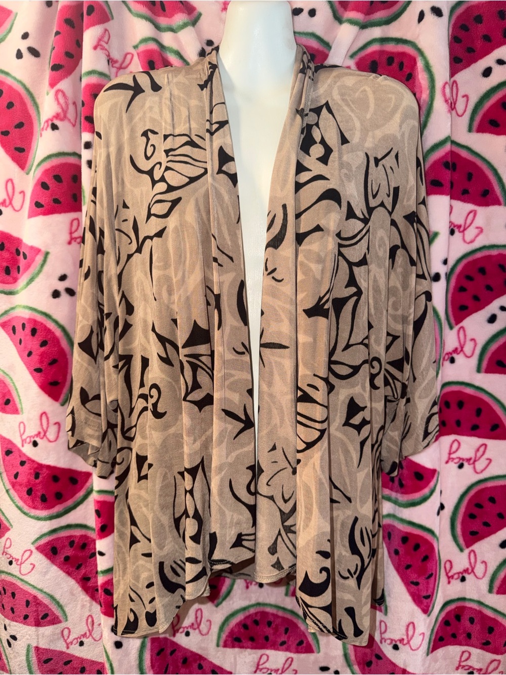 🤎🖤 Chico's Travelers Floral Open-Front Cardigan